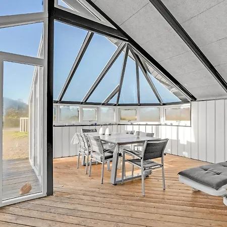 3 Bedroom Gorgeous In *